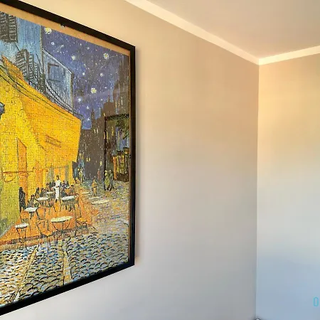 Habitación en casa particular Gogh - 10 Minutes To Old Town & Sea *