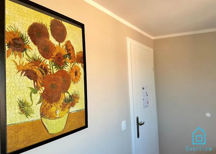 Gogh - 10 Minutes To Old Town & Sea ホームステイ *