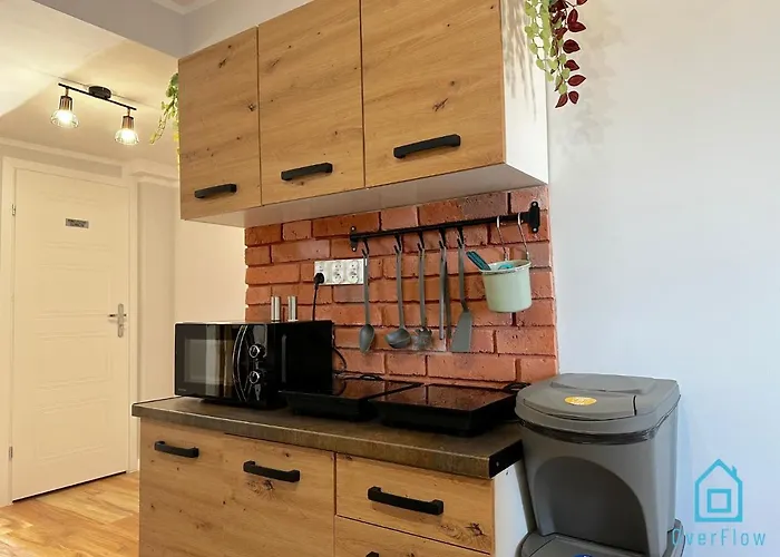 Kwatera prywatna Gogh - 10 Minutes To Old Town & Sea